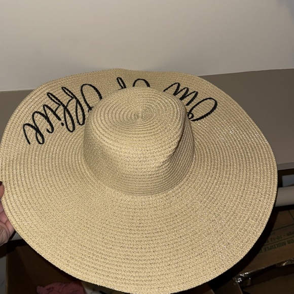 Out of Office Hat - Picture 5 of 6